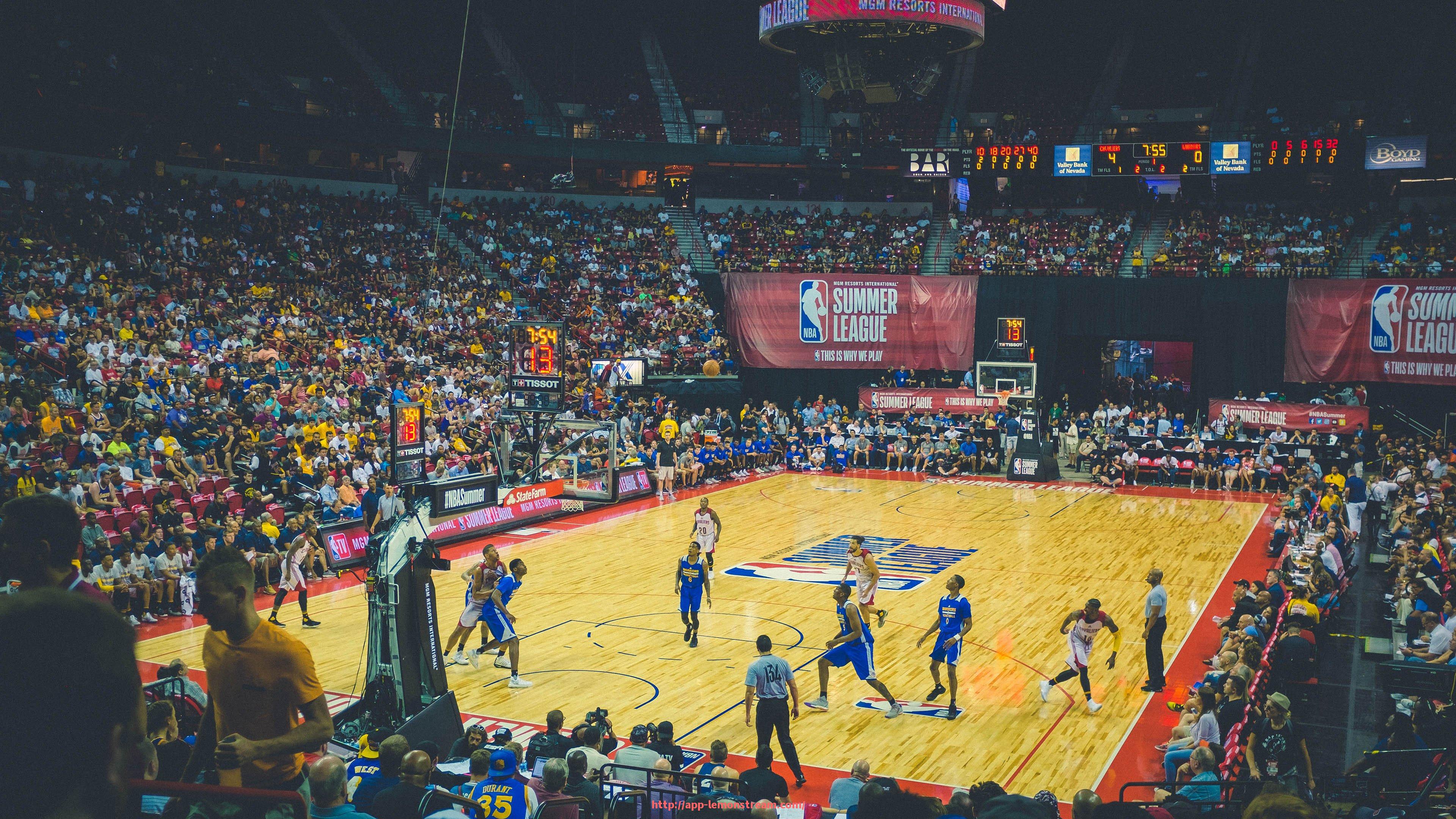 柠檬体育直播-NBA火箭队主场地板特效设计解析与风格探讨
